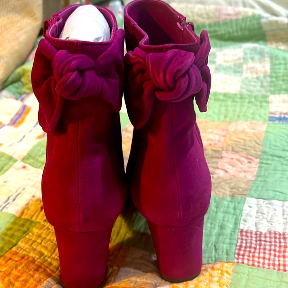 FarylRobin Bow ankle boots raspberry size 39/8.  Anthropologie. New inbox.
